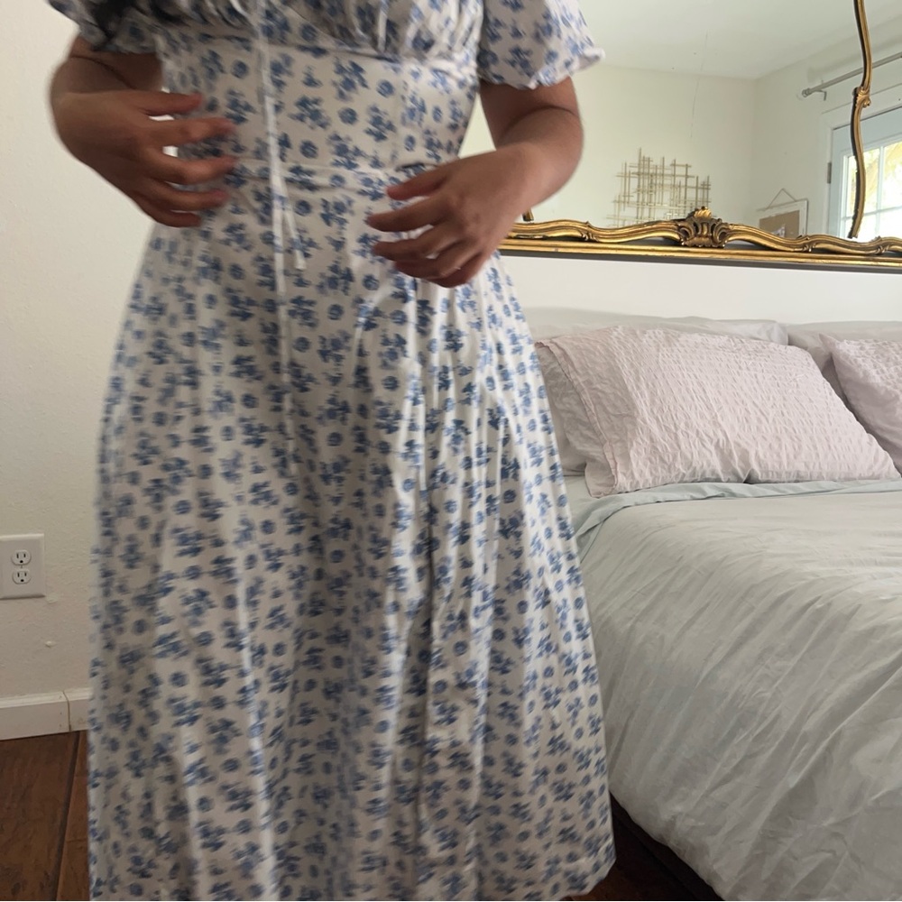 House of CB Blue Floral Midi Dress - Picture 5 of 12